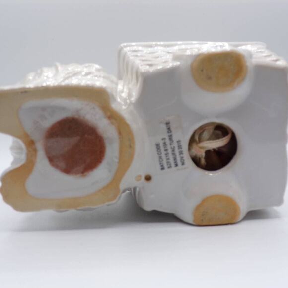 Bunny with Carrot Wagon Potpourri Sachet Holder White Glaze 5.5" High - Picture 7 of 8